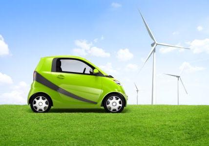 加快推动新能源汽车产业发展
